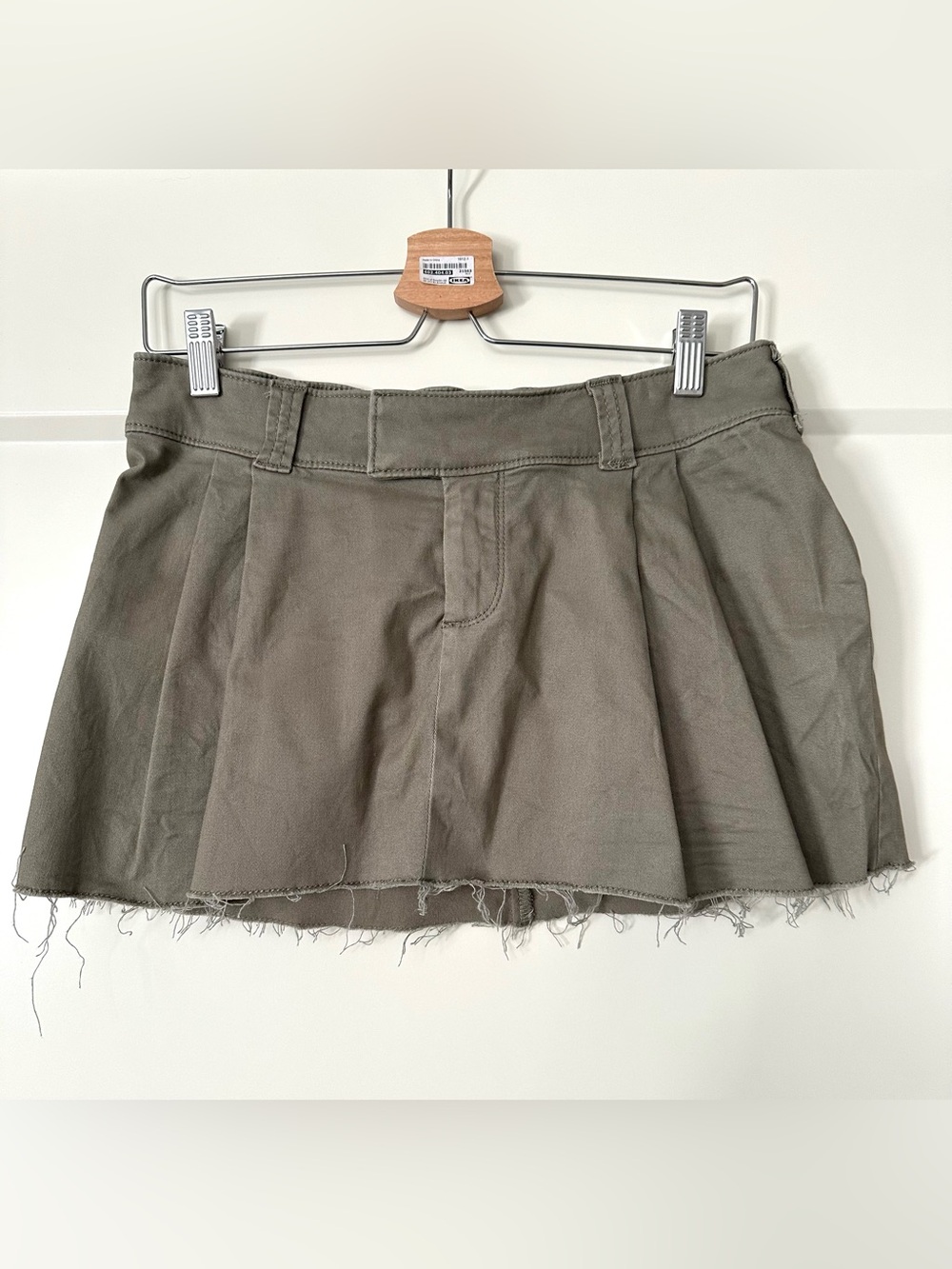 Hollister Olive Green Pleated Mini Skirt